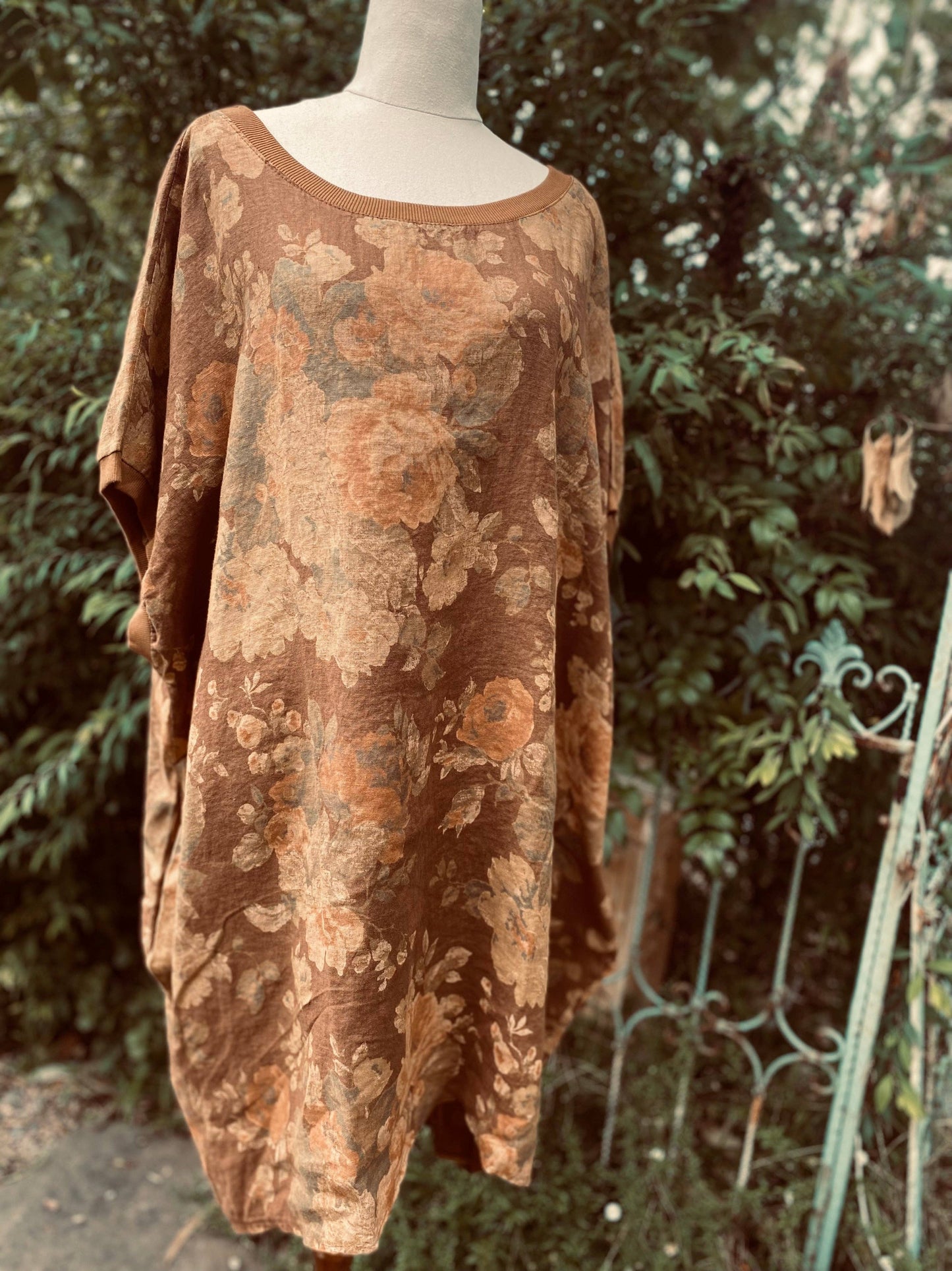 Rosabella Top. Autumn Rose
