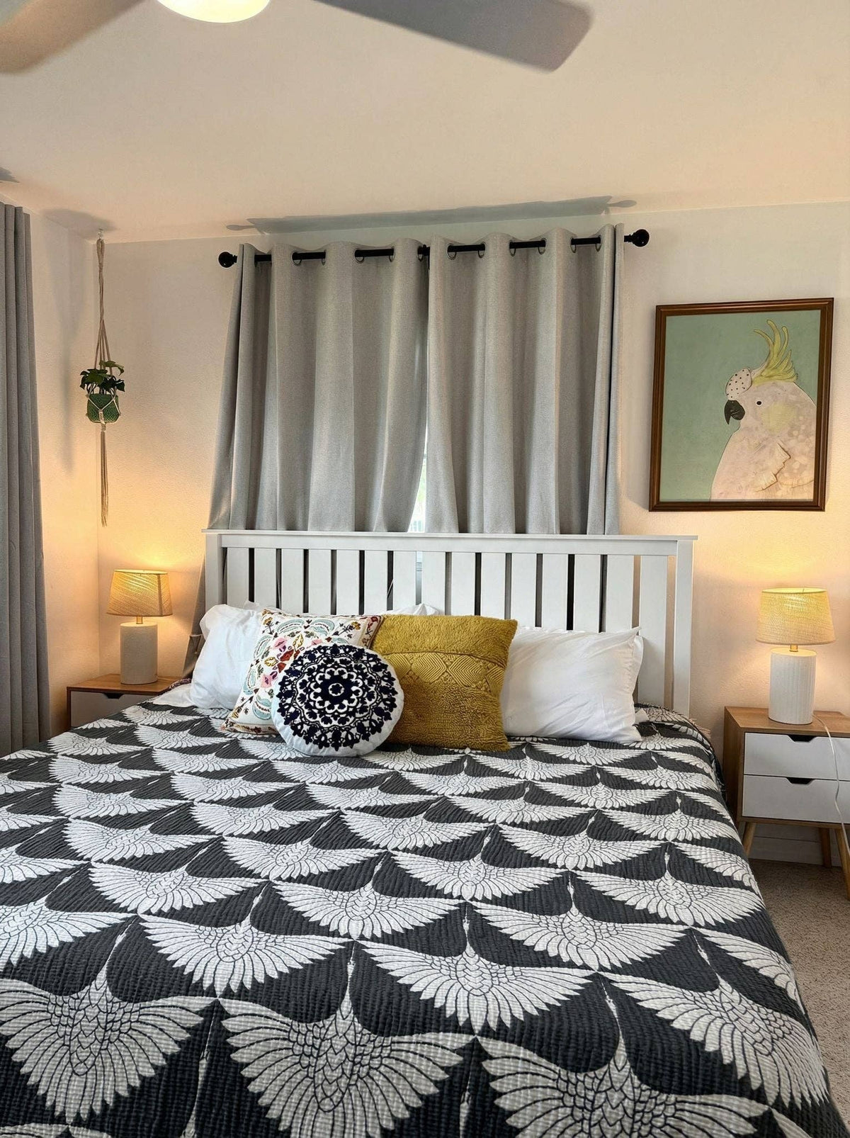 Crane Muslin Bed Blanket Black