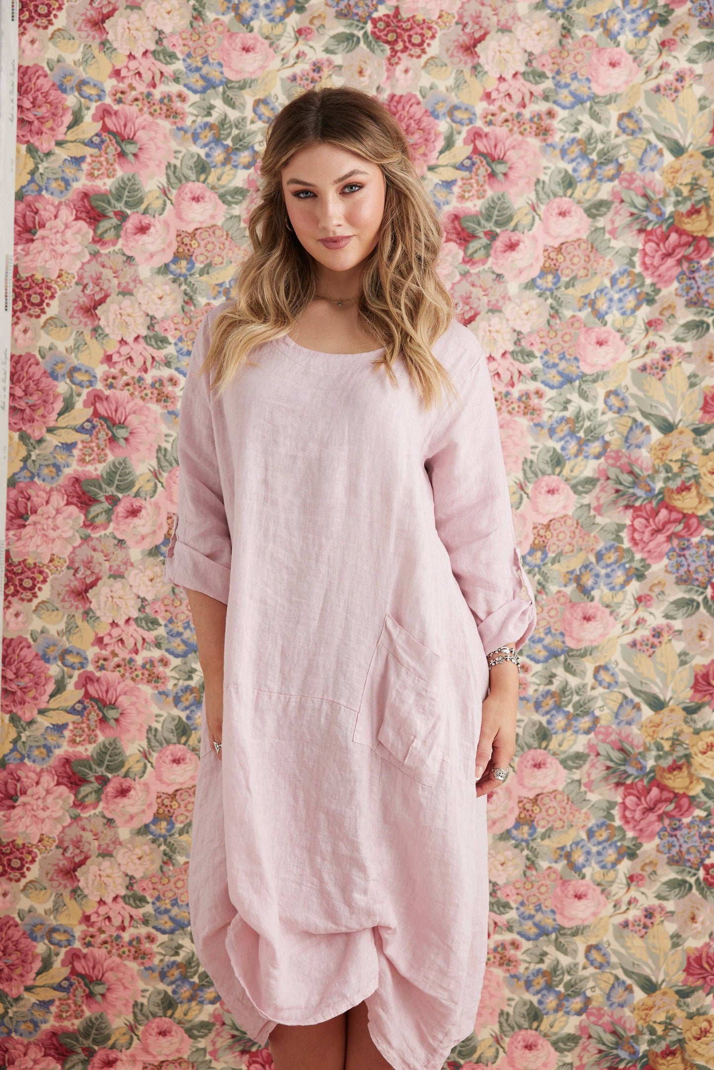 Primavera linen Dress . pink. Long sleeve