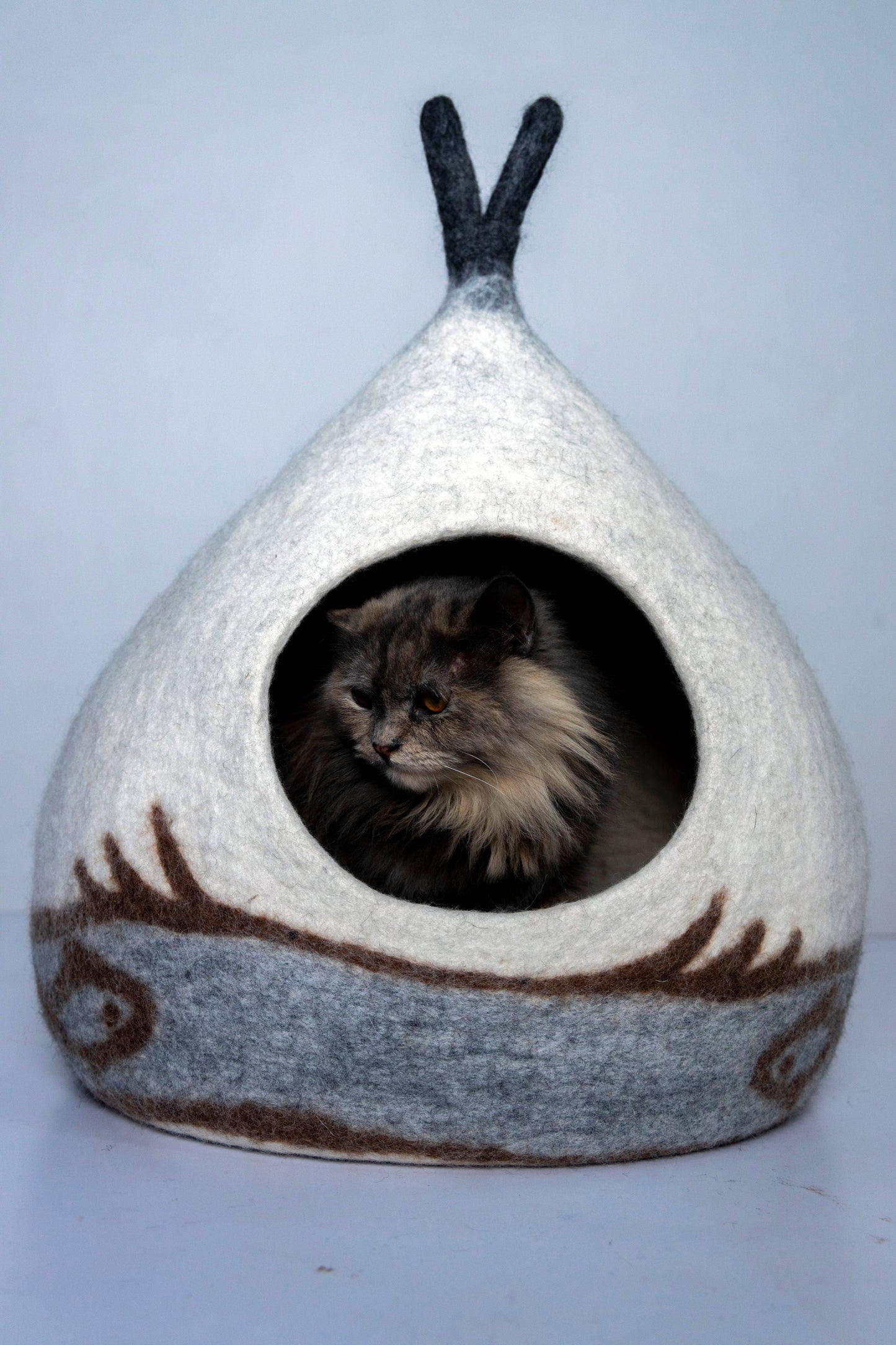 Felt Snowball l Cat Cave CC19
