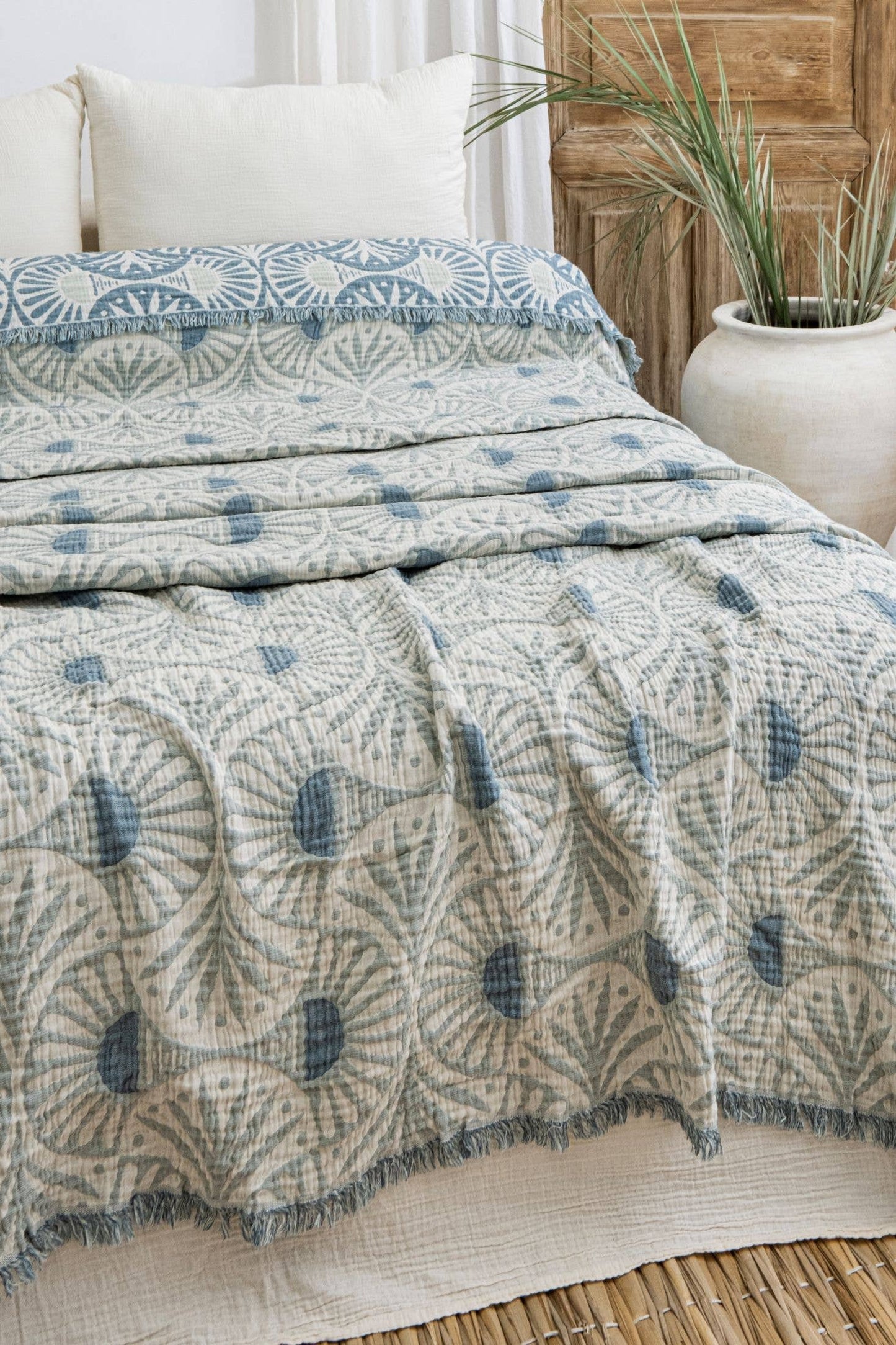 Ginkgo Muslin Bed Blanket / Queen-King/ Adult / Teal