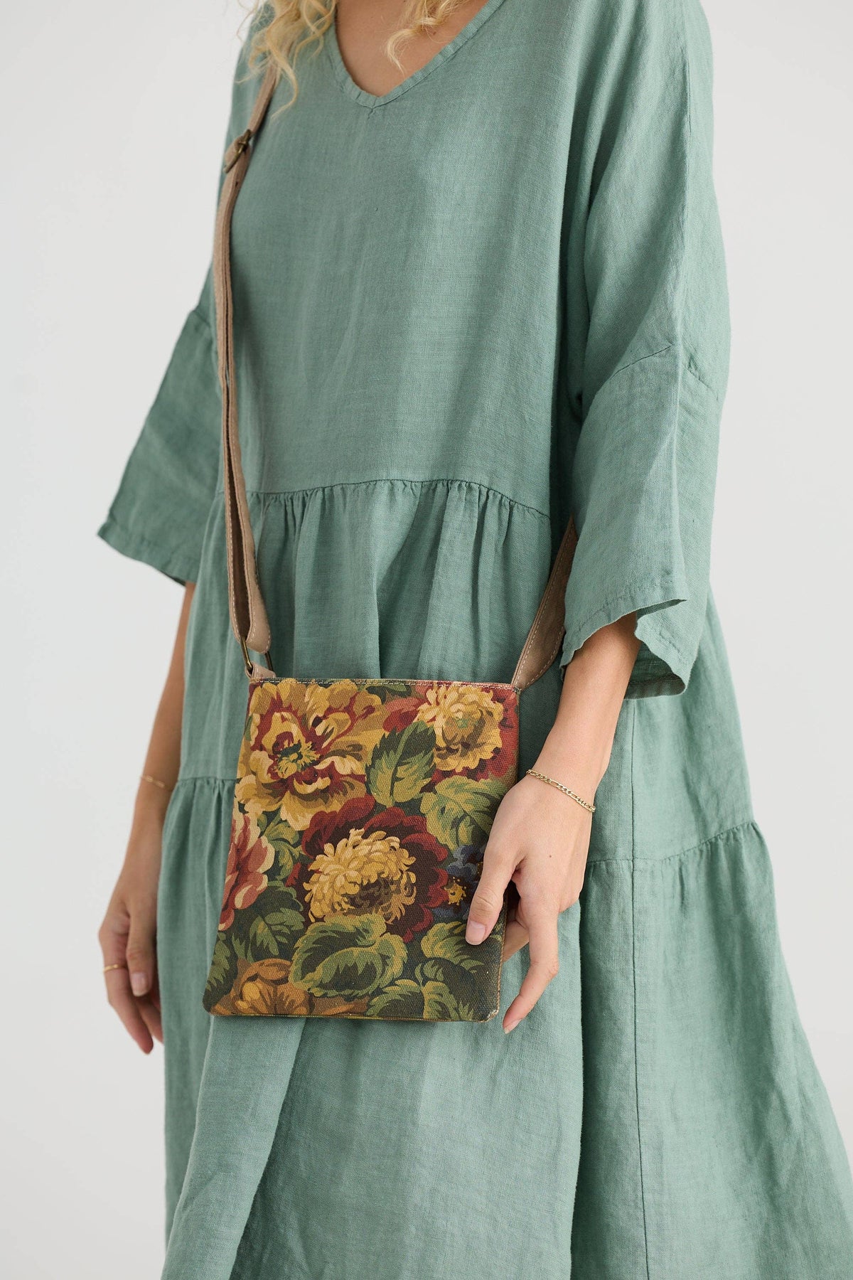 Stella Linen dress. Sea Foam.