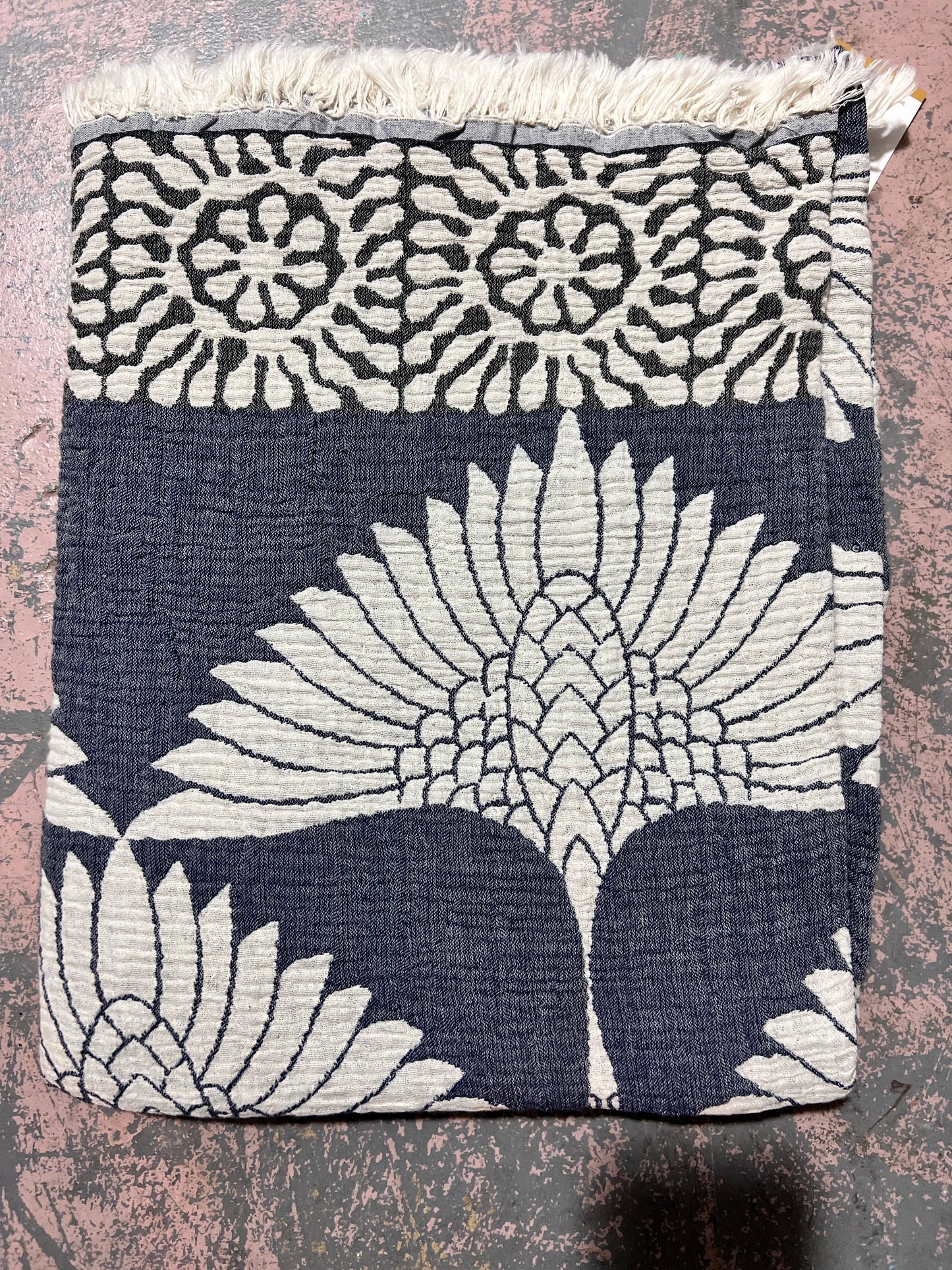 Crane Muslin Throw Blanket – Reversible Turkish Cotton