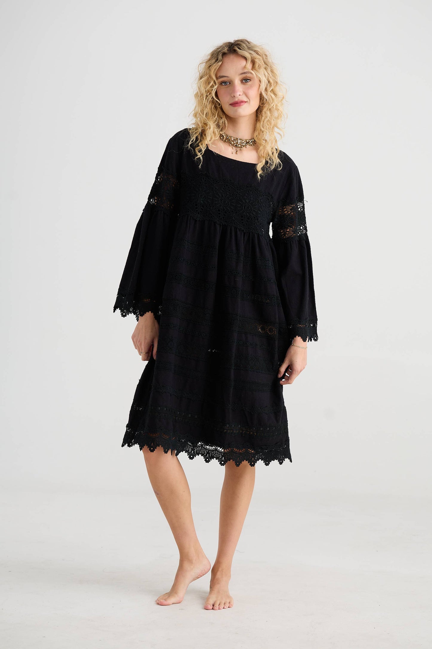 WOMEN'S - Sweetpea lace Dress - Black