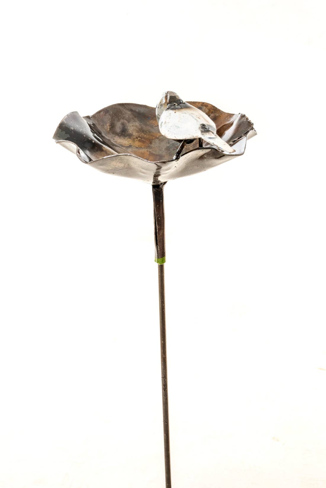 METAL WHITE-BIRD LOTUS BOWL  BIRDFEEDER ON STICK