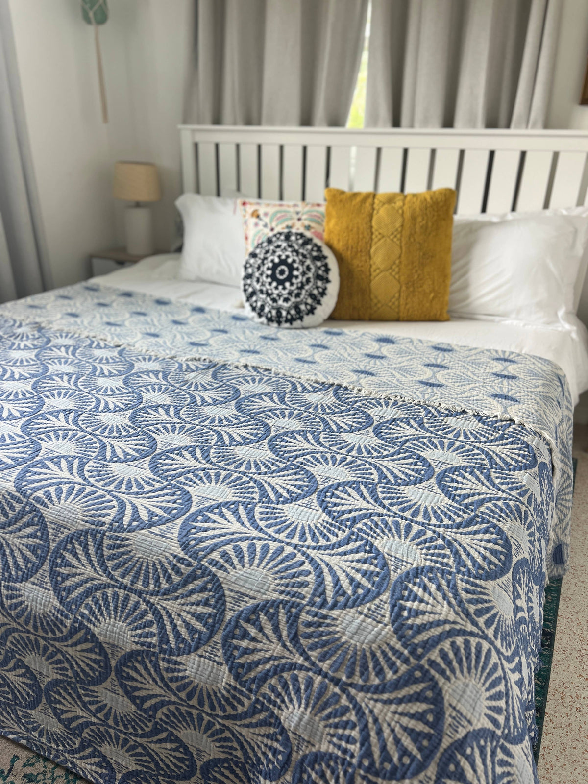 Ginkgo Muslin Bed Blanket/Queen-King/ Blue
