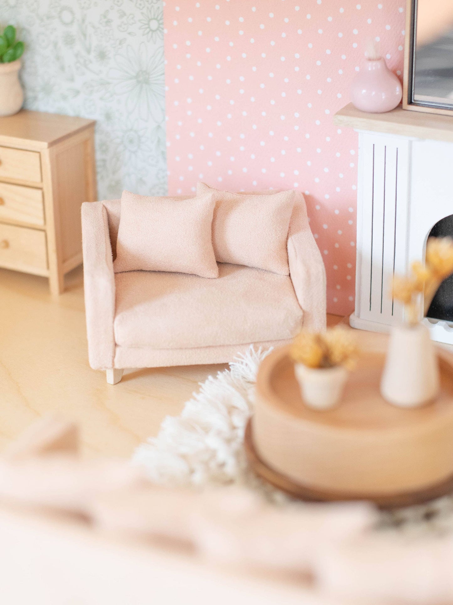 Dollhouse Adelaide Scoop Arm Accent Chair | Barely Blush