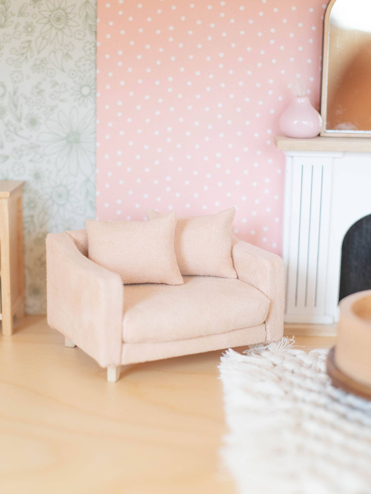 Dollhouse Adelaide Scoop Arm Accent Chair | Barely Blush