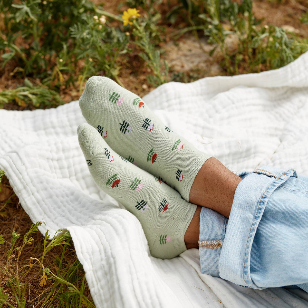 Ankle Socks that Plant Trees (Green Tulips)