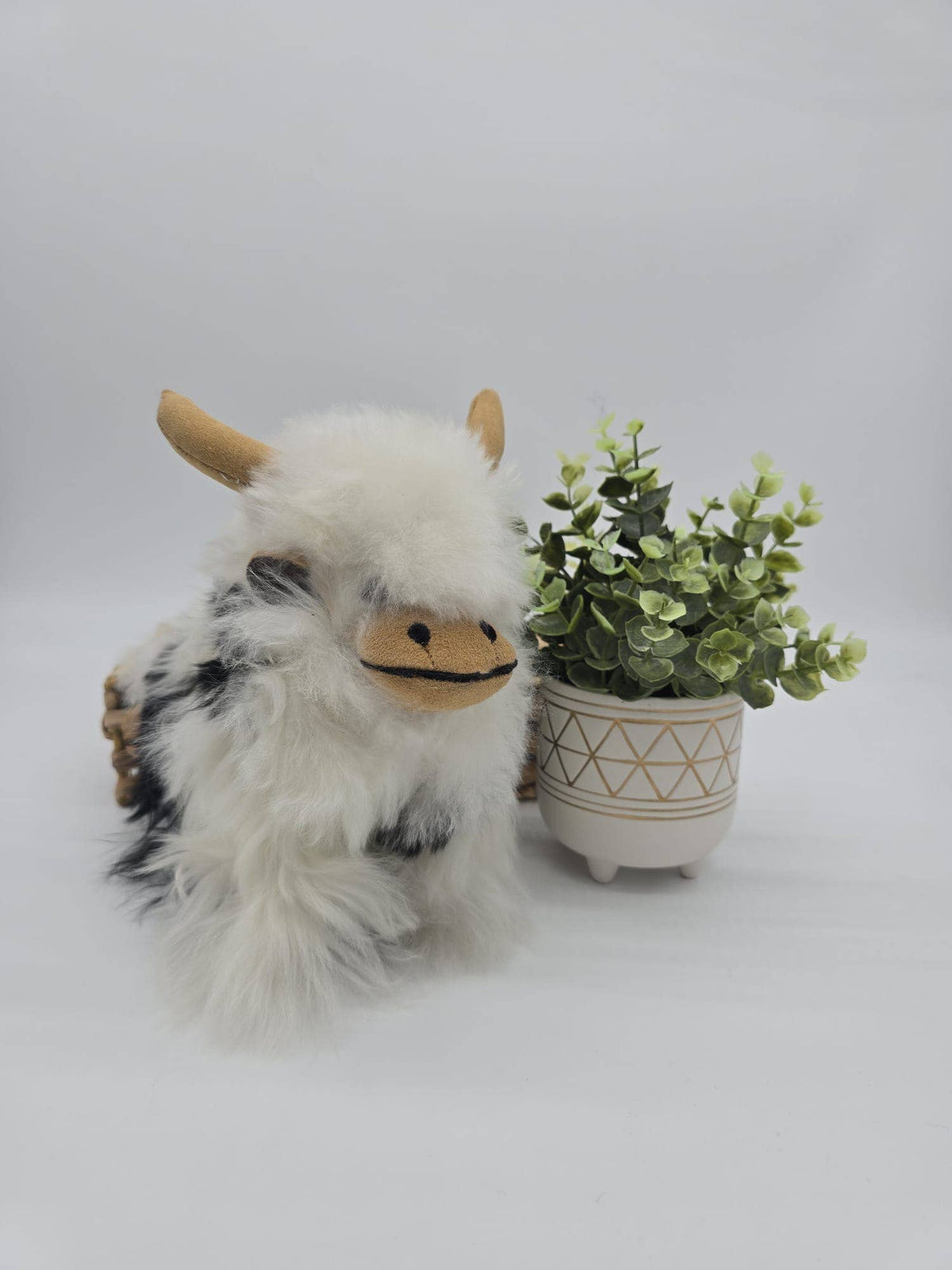 Highland Cow 8" | Alpaca Stuffed Animal | Handmade