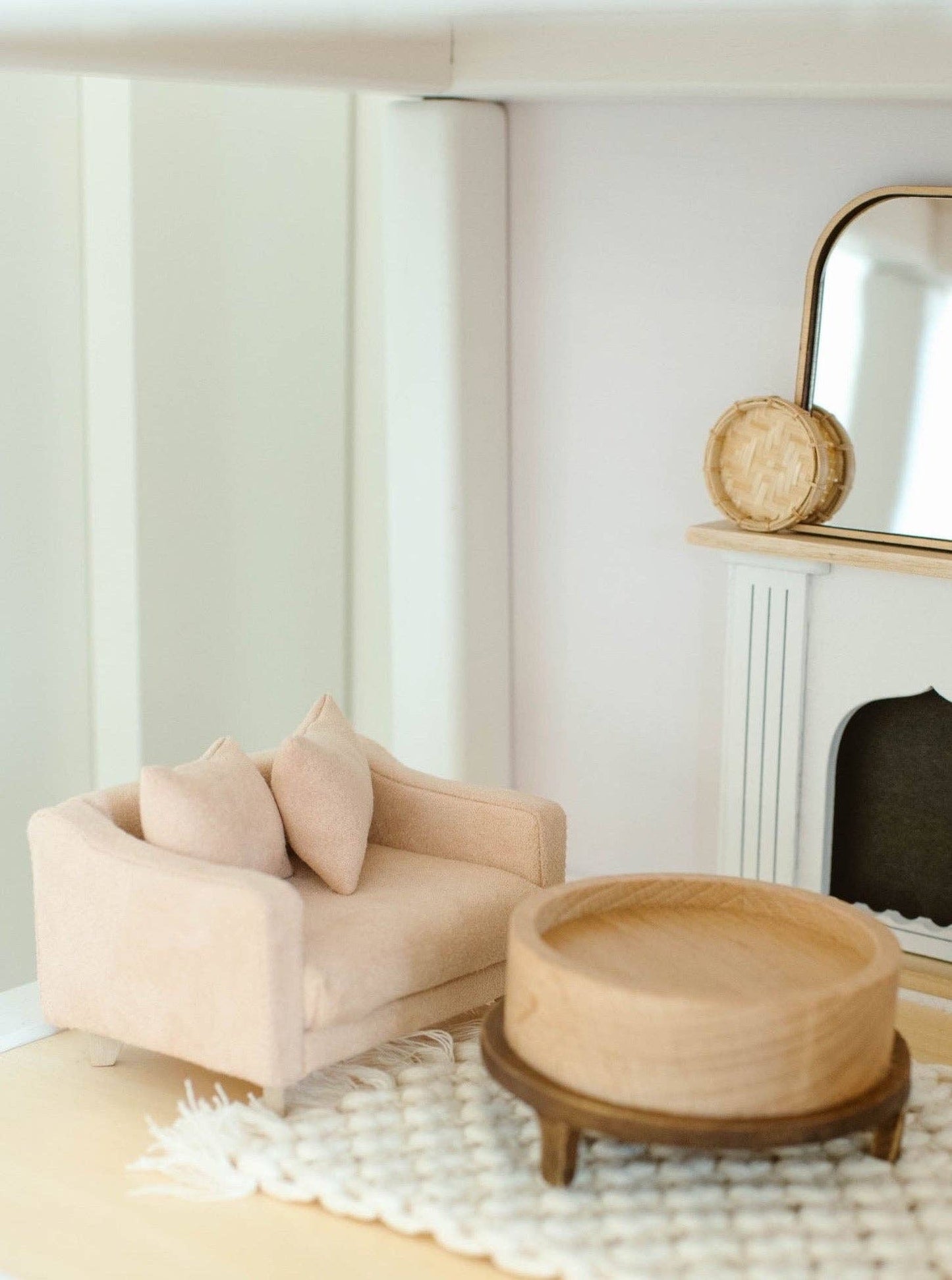 Dollhouse Adelaide Scoop Arm Accent Chair | Barely Blush