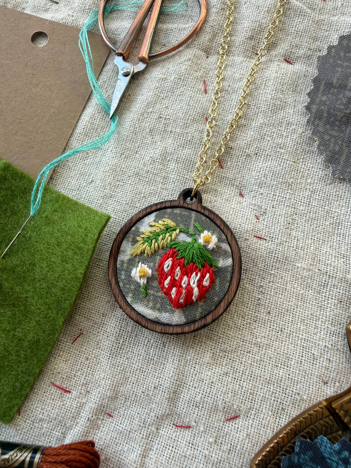 Strawberries Embroidery Necklace Kit