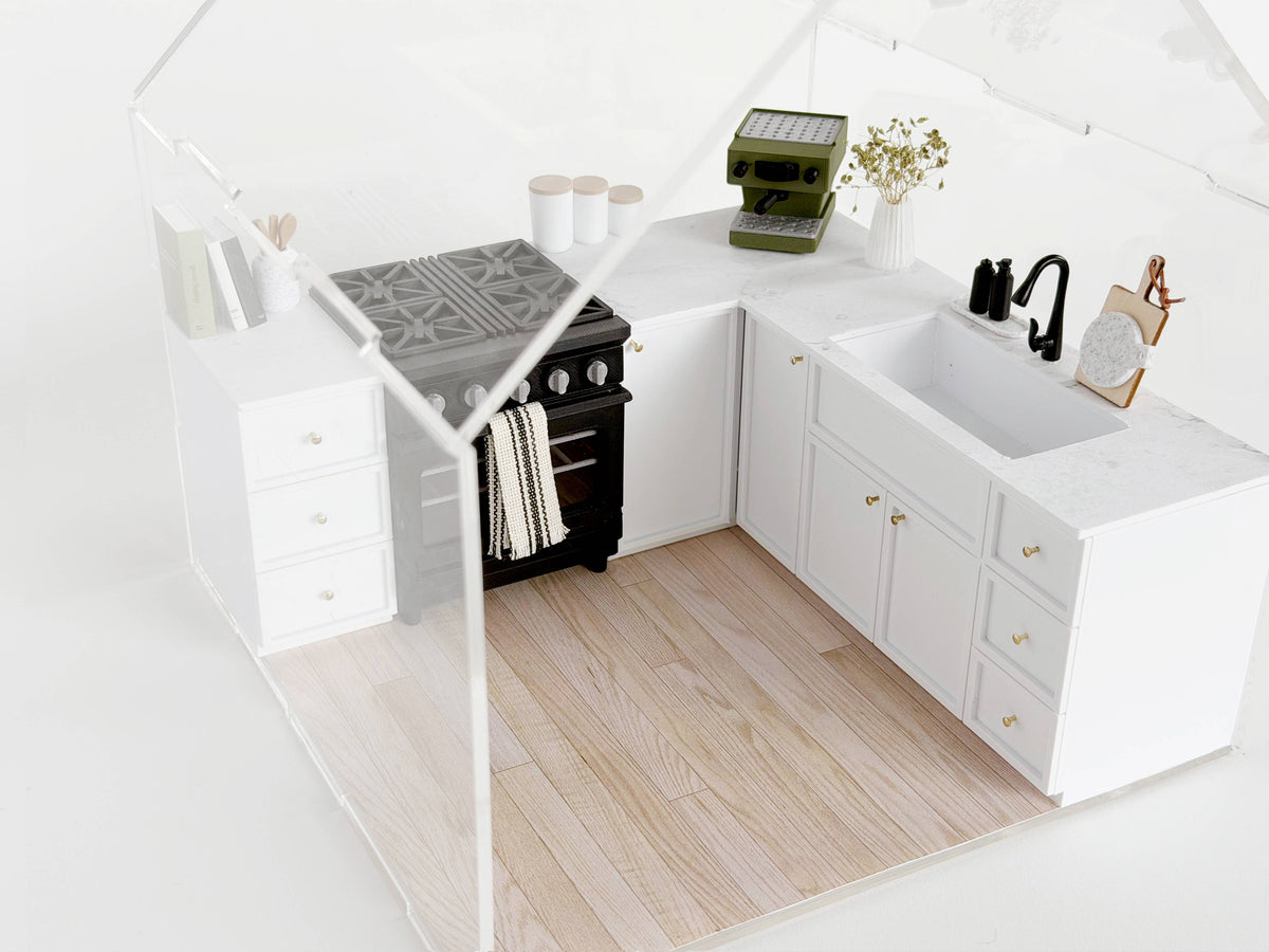 Miniature Kitchen Set