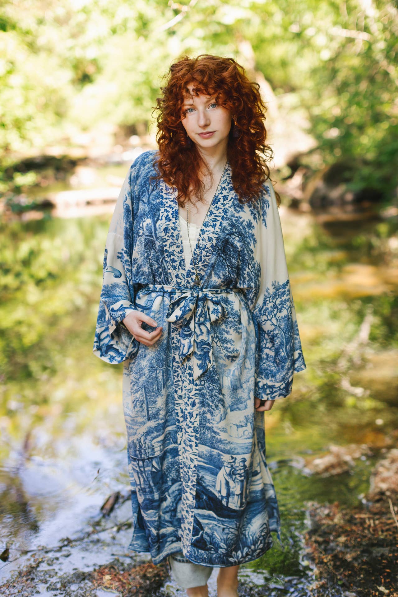 Let The Light In Opera Duster Kimono Robe Blue Delft Toile