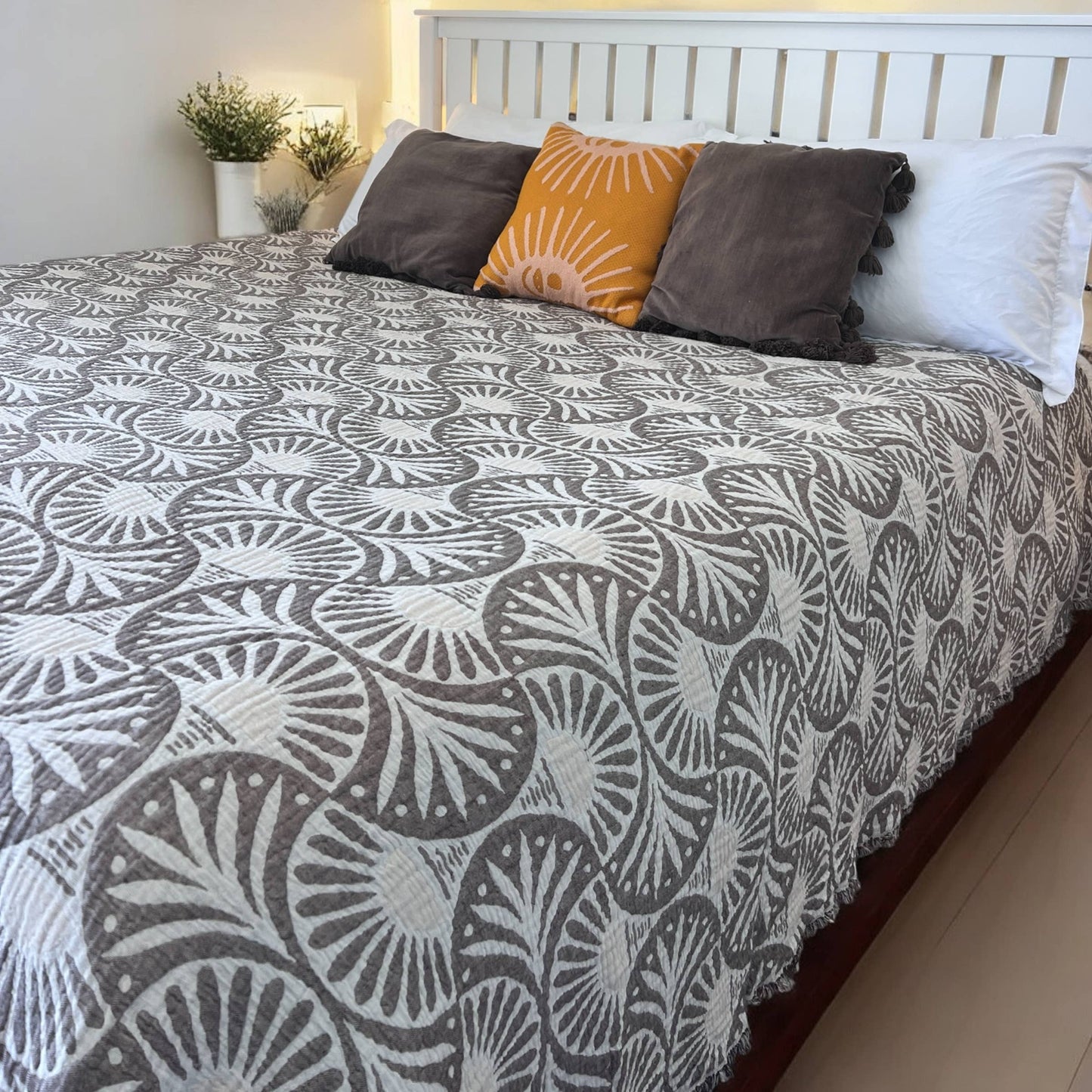 Ginkgo Muslin Bed Blanket Brown