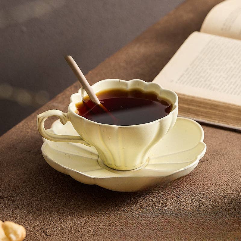 Gohobi  Floral Shaped Coffee Mug