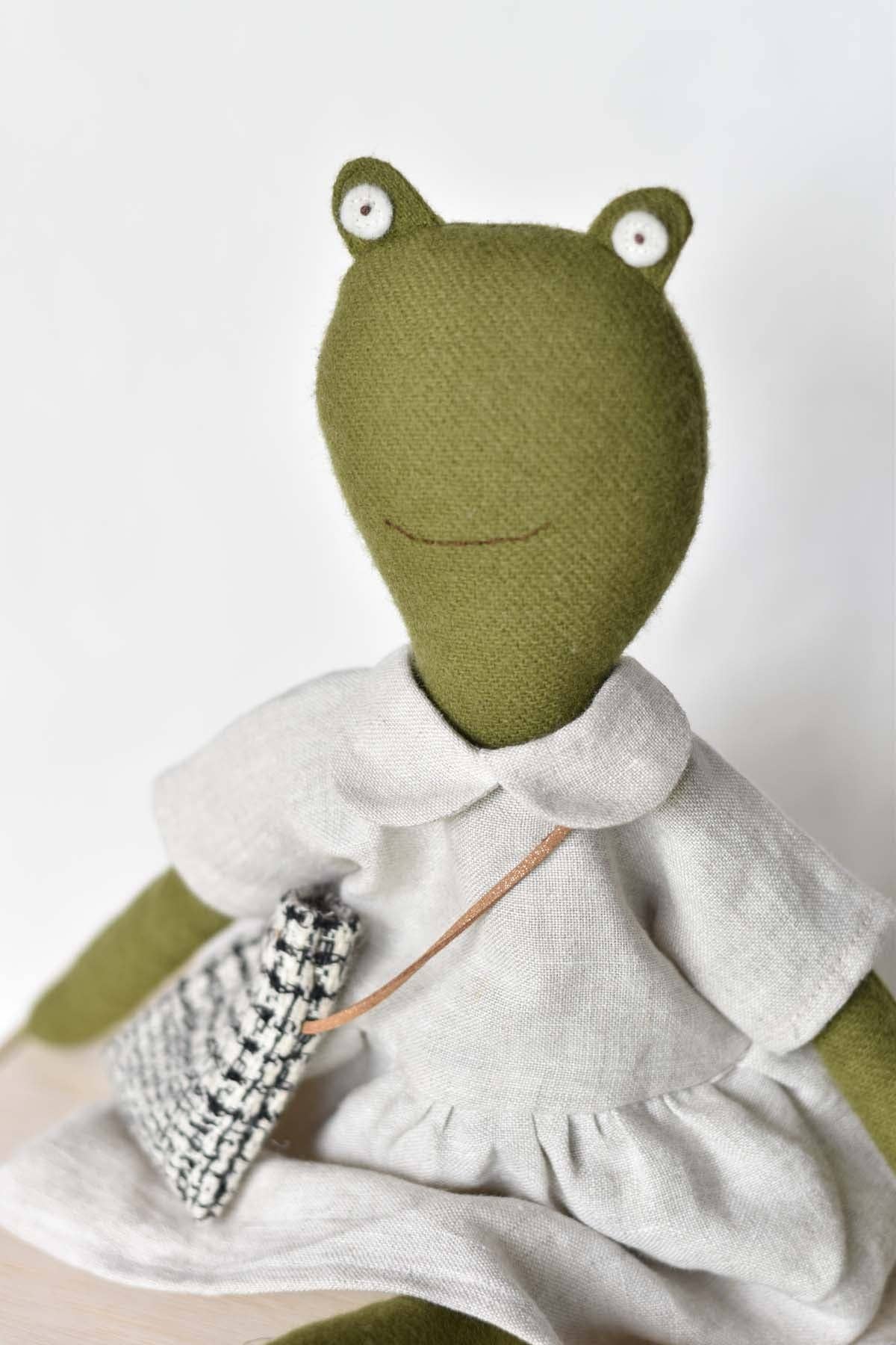 Fern the Frog doll- Natural Linen Gather Dress