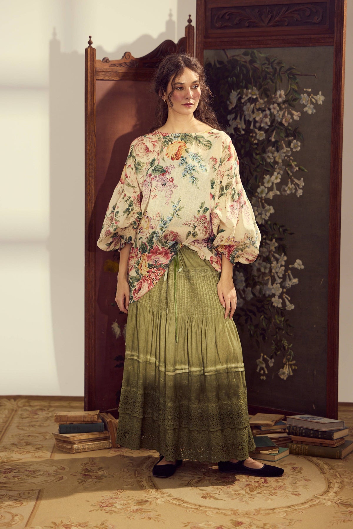 Florist. Linen and Cotton Botanical bouquet top in a fluid Romantic vintage inspired style.