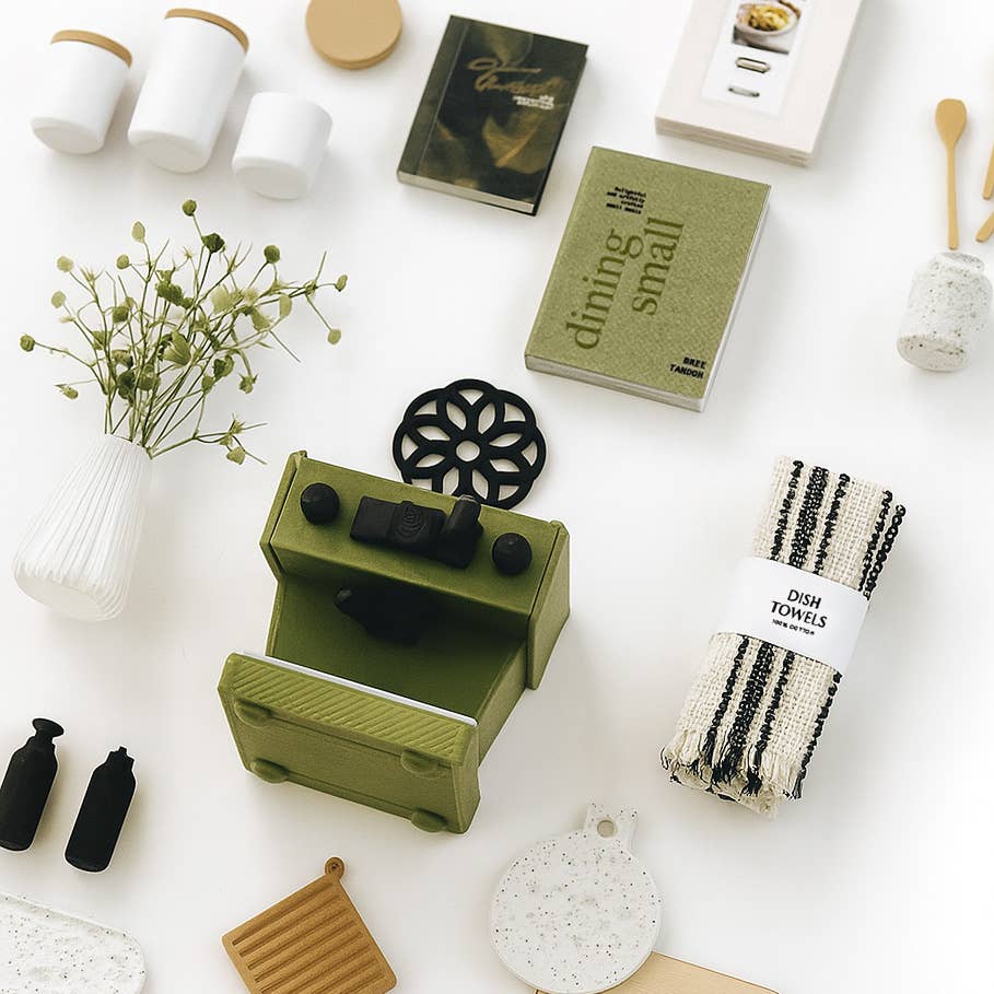 Miniature Kitchen Set