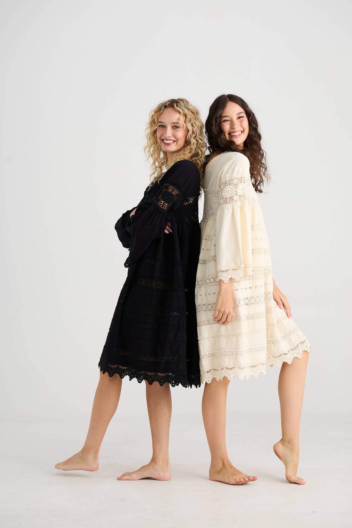 WOMEN'S - Sweetpea lace Dress - Black