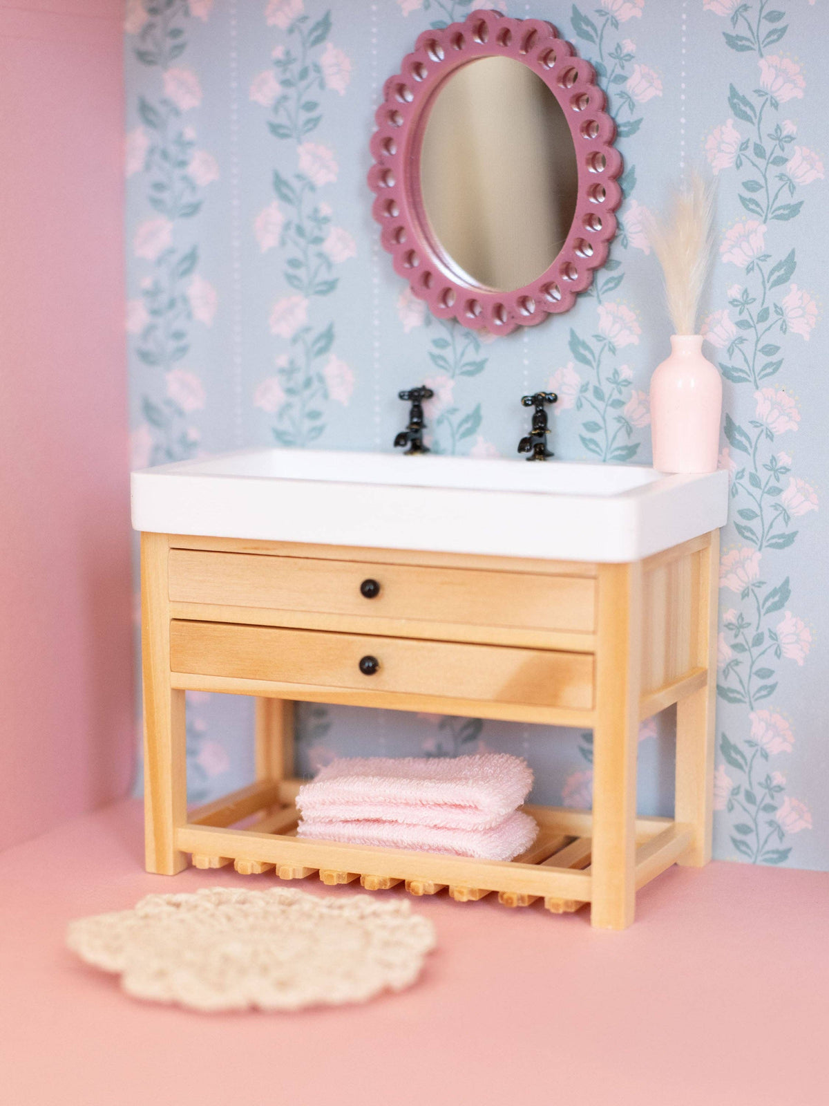 Dollhouse Miniature Plush Towel Set | Pink or White