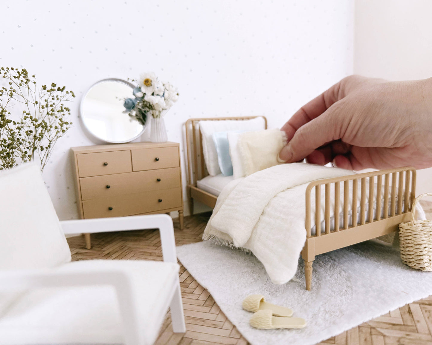 1:12 Scale Dollhouse Bed with Mattress, Twin or Queen