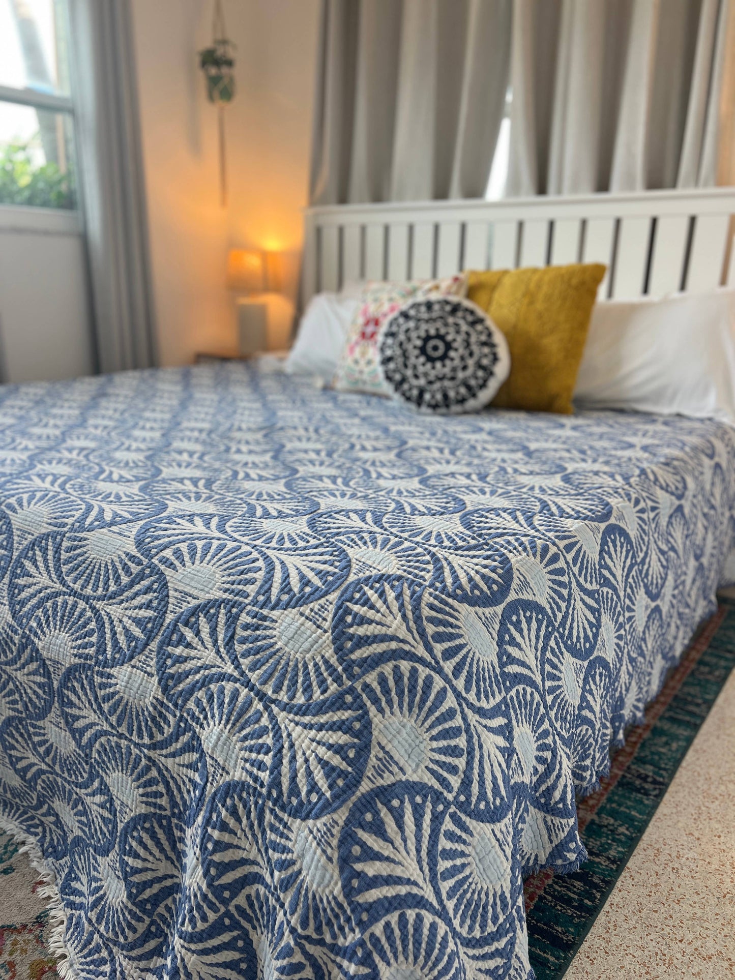Ginkgo Muslin Bed Blanket/Queen-King/ Blue