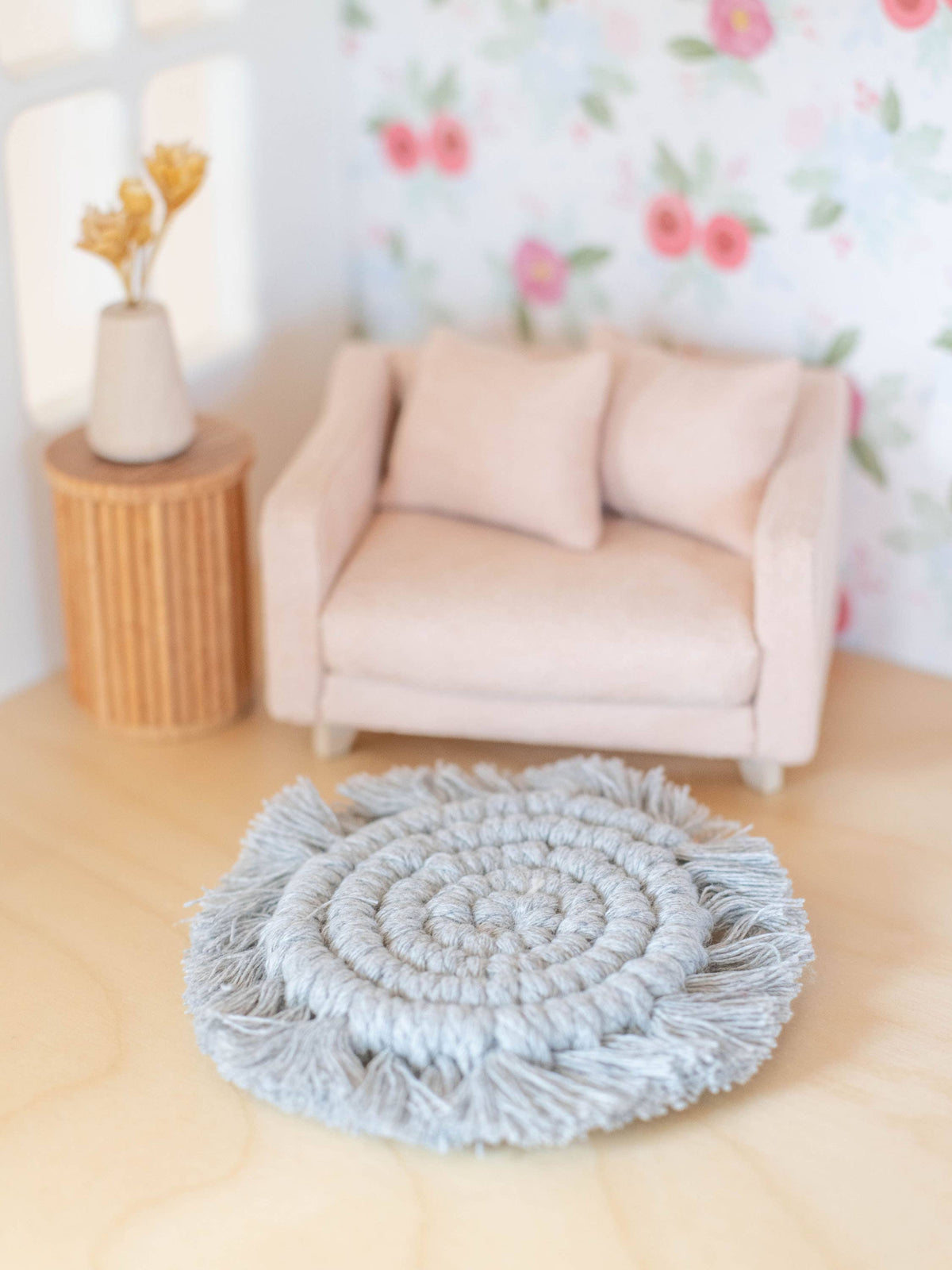 Dollhouse Boho Fringe Round Rug | Multiple Colors