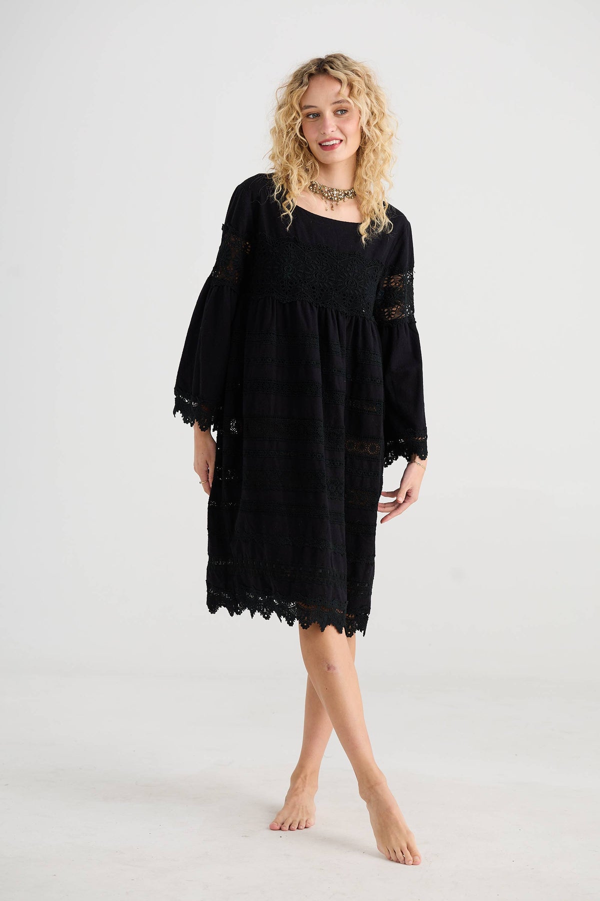 WOMEN'S - Sweetpea lace Dress - Black