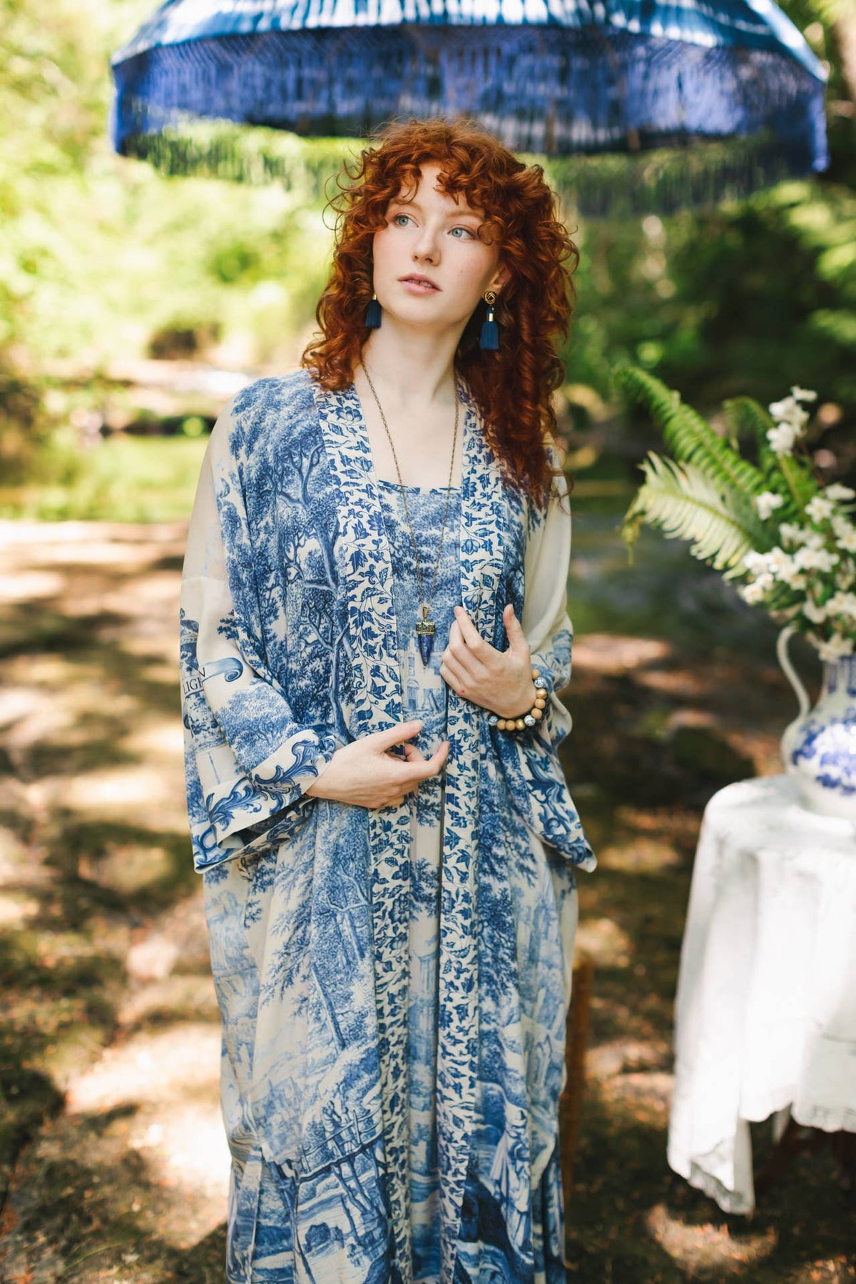 Let The Light In Opera Duster Kimono Robe Blue Delft Toile