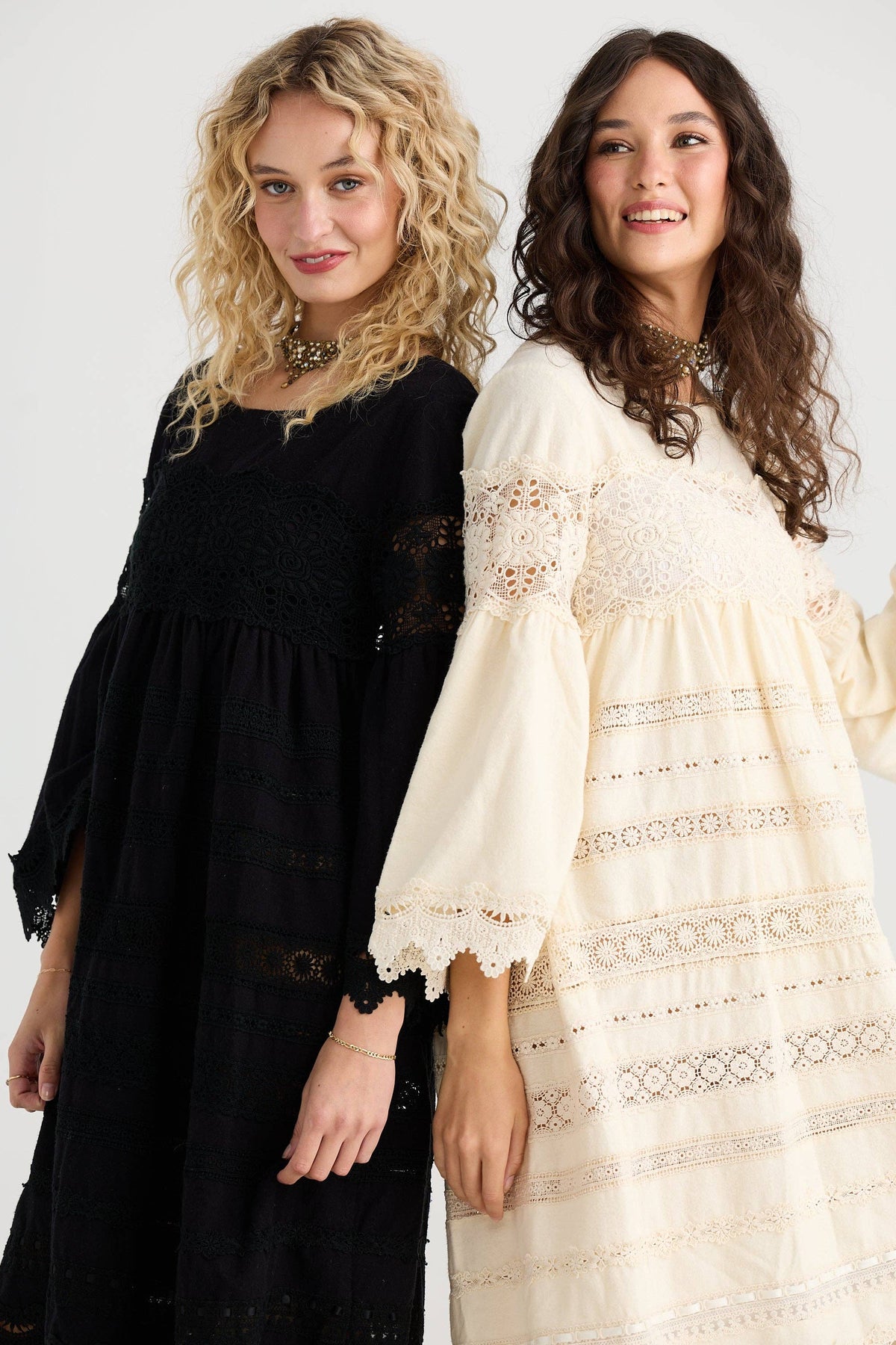 Sweetpea lace Dress. Vanilla.