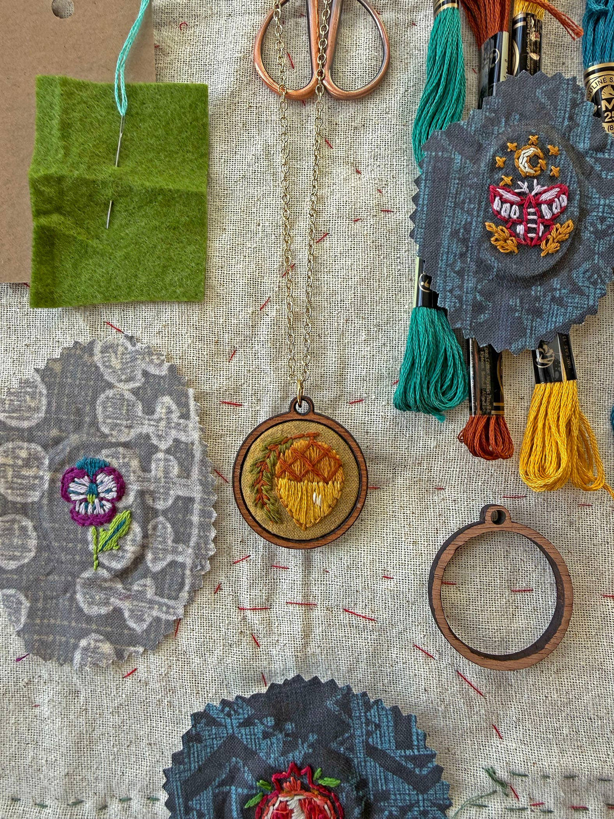 Acorn Embroidery Necklace Kit