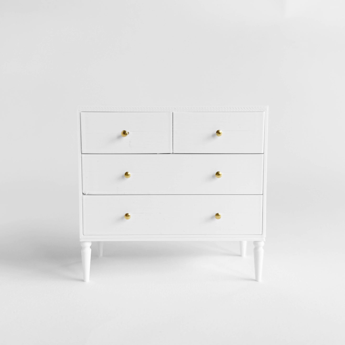 1:12 Scale Dollhouse Dresser, 4-Drawer
