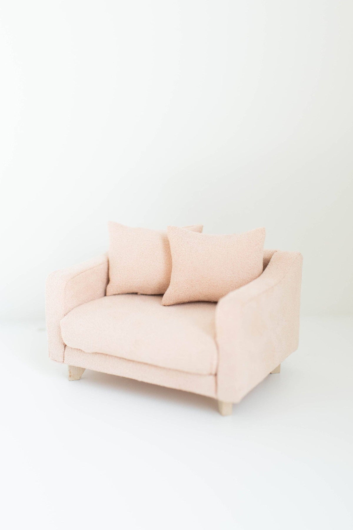 Dollhouse Adelaide Scoop Arm Accent Chair | Barely Blush