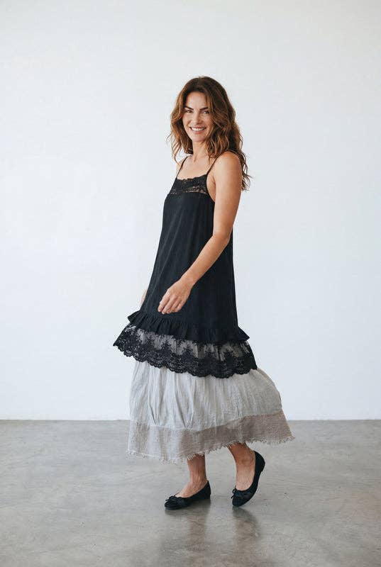 Minette cotton and lace short slip dress. Black.