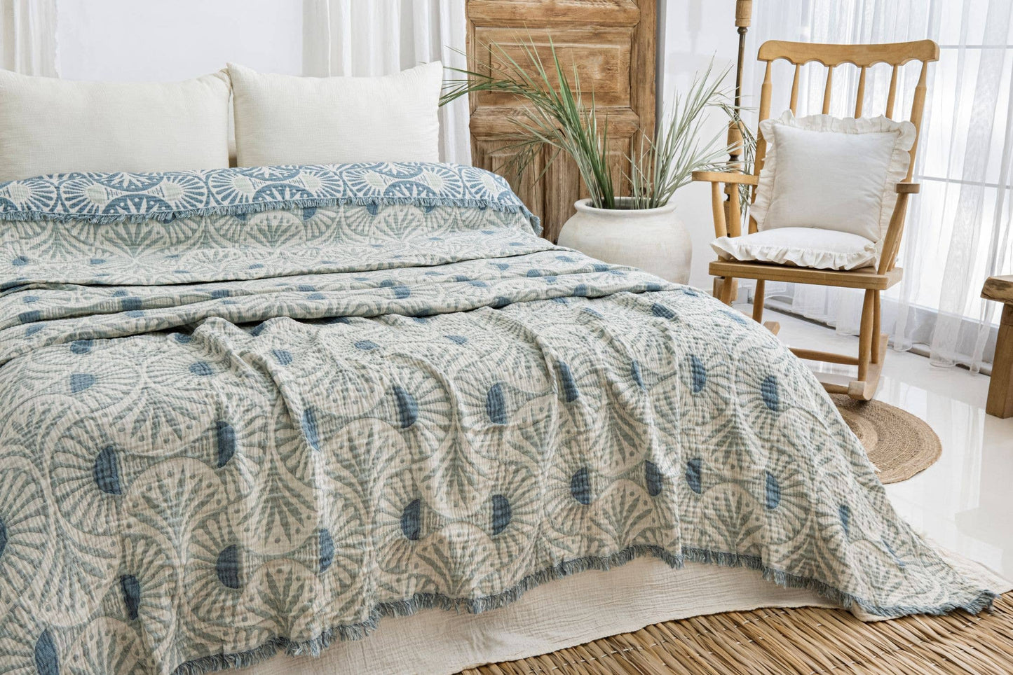 Ginkgo Muslin Bed Blanket / Queen-King/ Adult / Teal