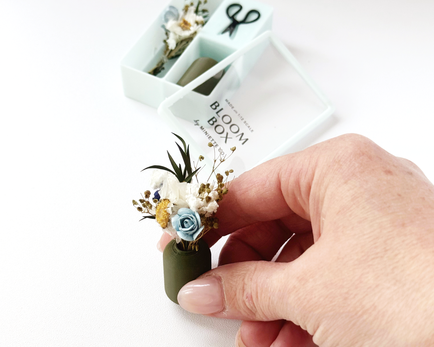 Bloom Box – Spring Blue Floral Miniature Gift Box