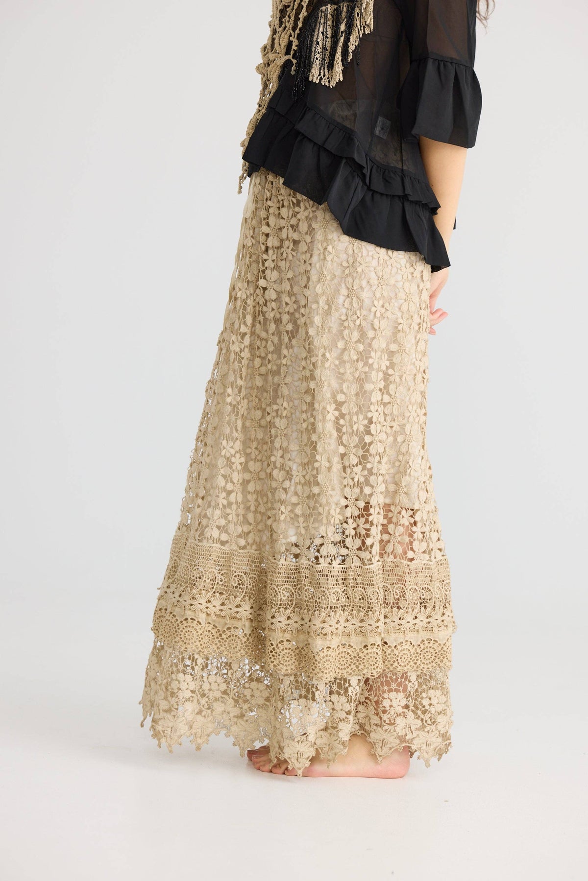 Miss Passionflower Maxi lace skirt. . Tea stain